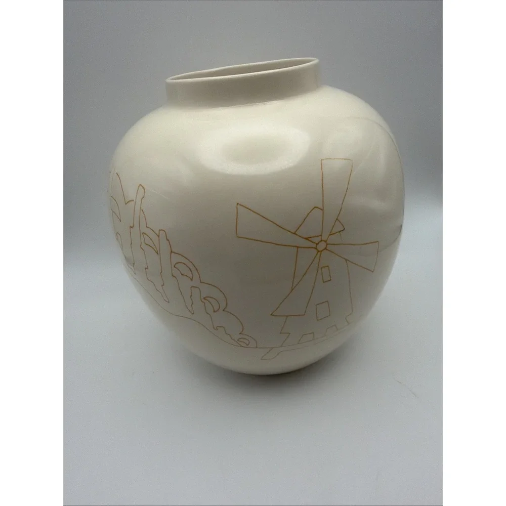 Wedgwood Clarice Cliff Bizarre Windmill Vase Rubin Collection England 8.5